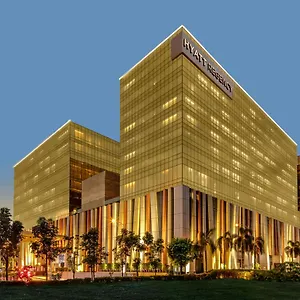 5* Hotel Hyatt Regency Manila Of Dreams