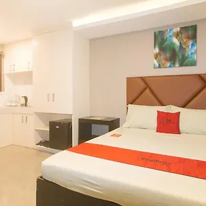 2* Hotel Reddoorz At Seventy Five Near Manila Airport